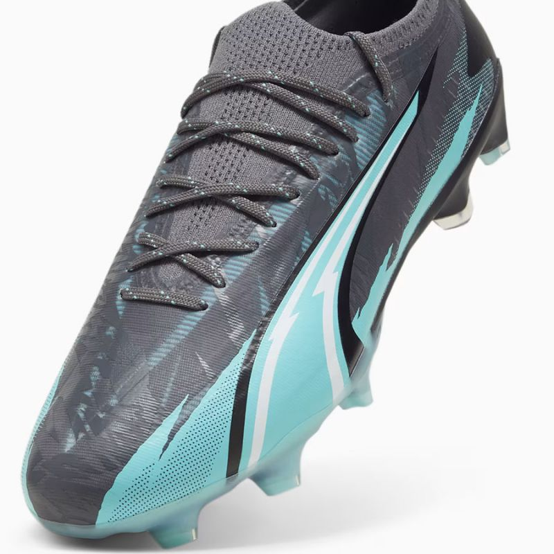 Puma Ultra football boots