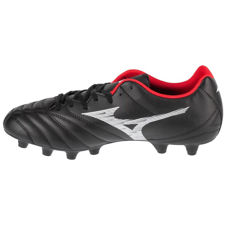 Mizuno football shoes