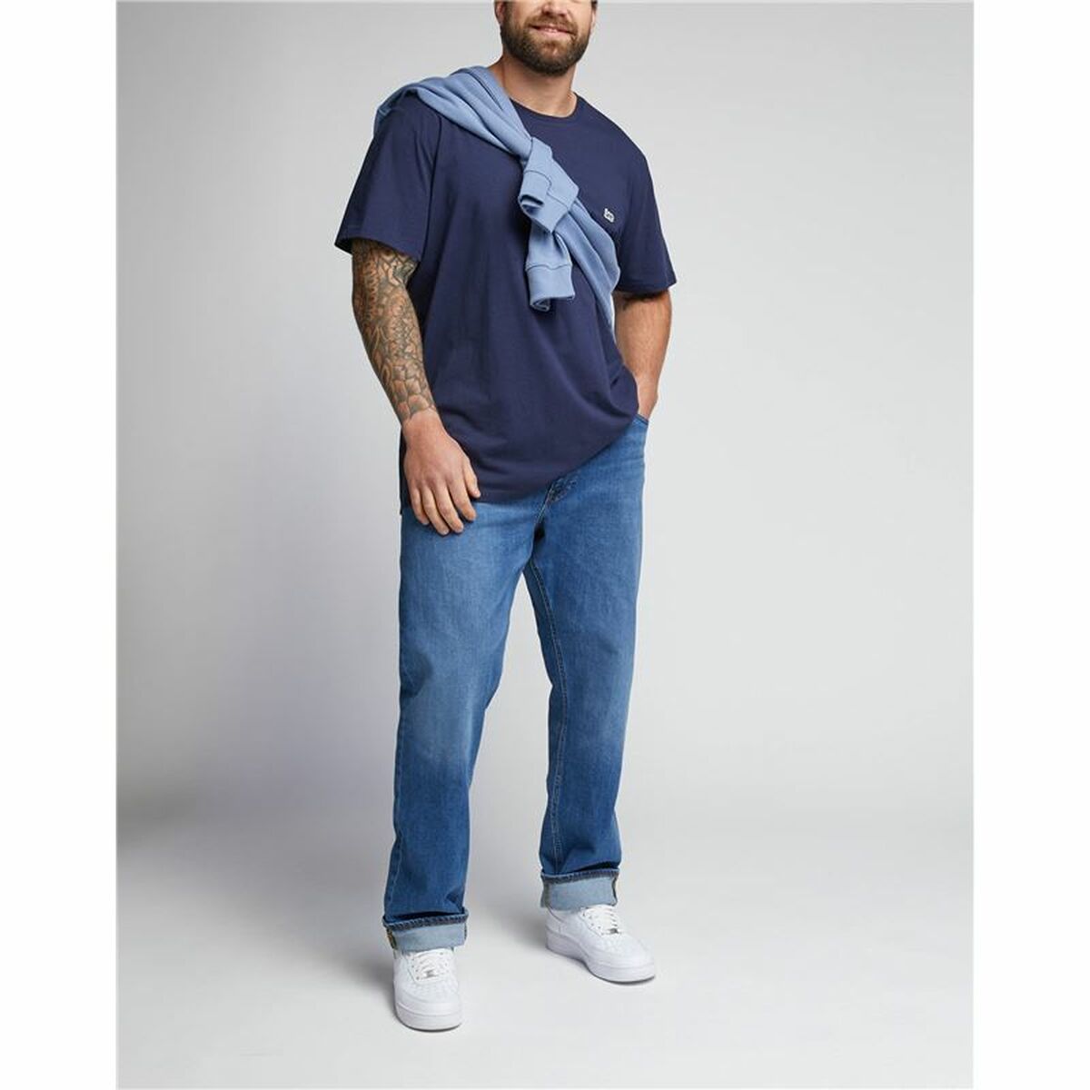 V4H3AC4BA15661BAA897EDF7A509A45E544R4648482P3