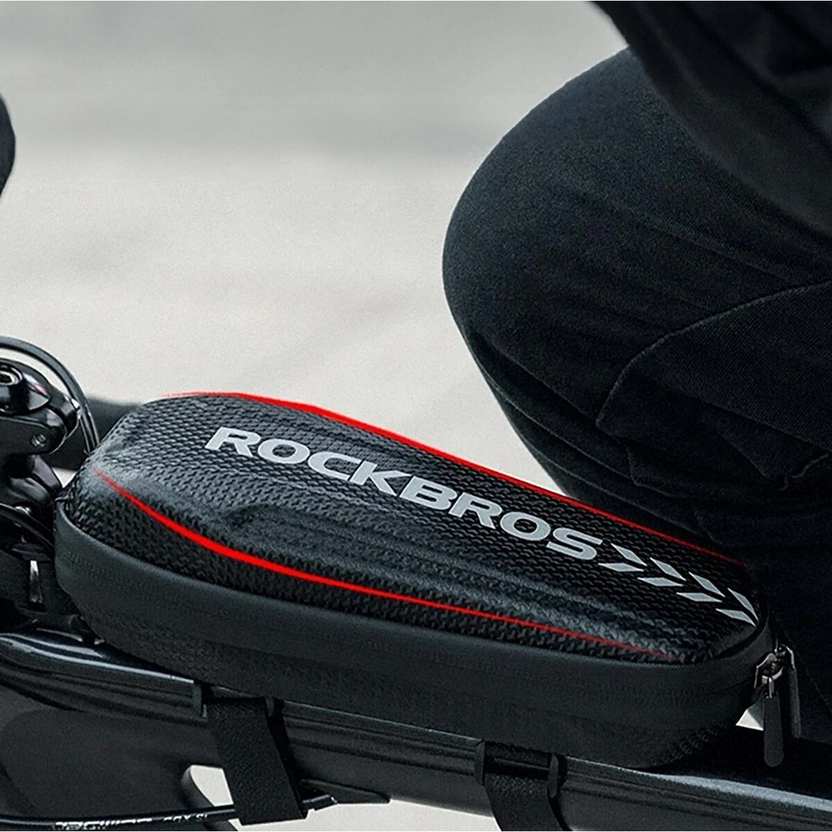 V3HFF3F7EAC69F5E905023B078B63AF5117R6468209P3