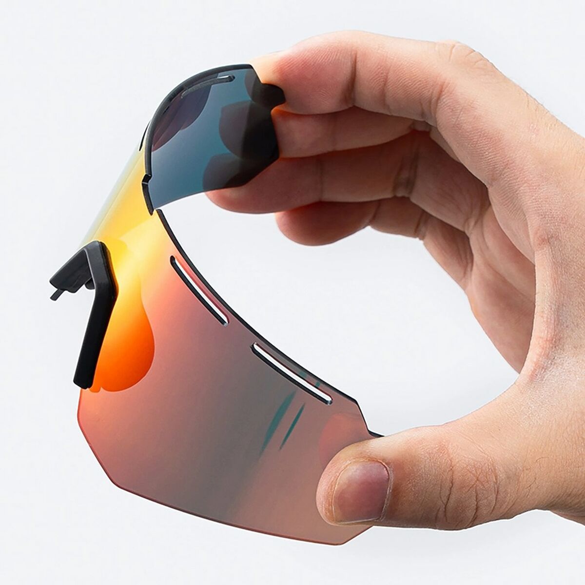 V3HE14D6CC59AB99D66912CEEB9F912098CR6468187P8