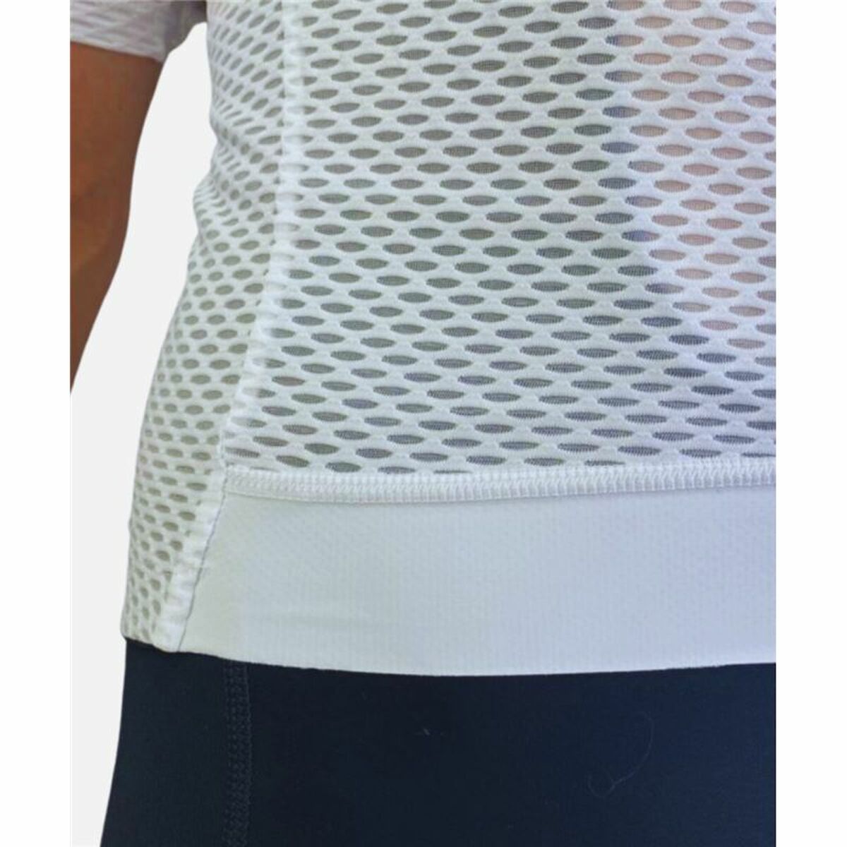 V4HA621EBB4A983B1B3CC328B9A35070898R5494649P3