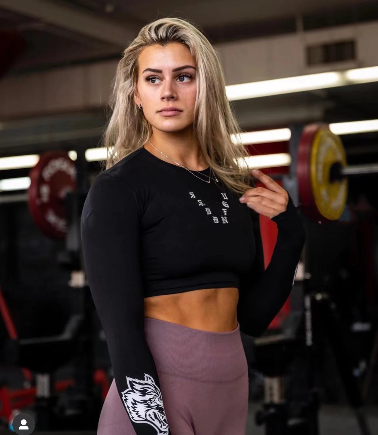 black long sleeve gym top